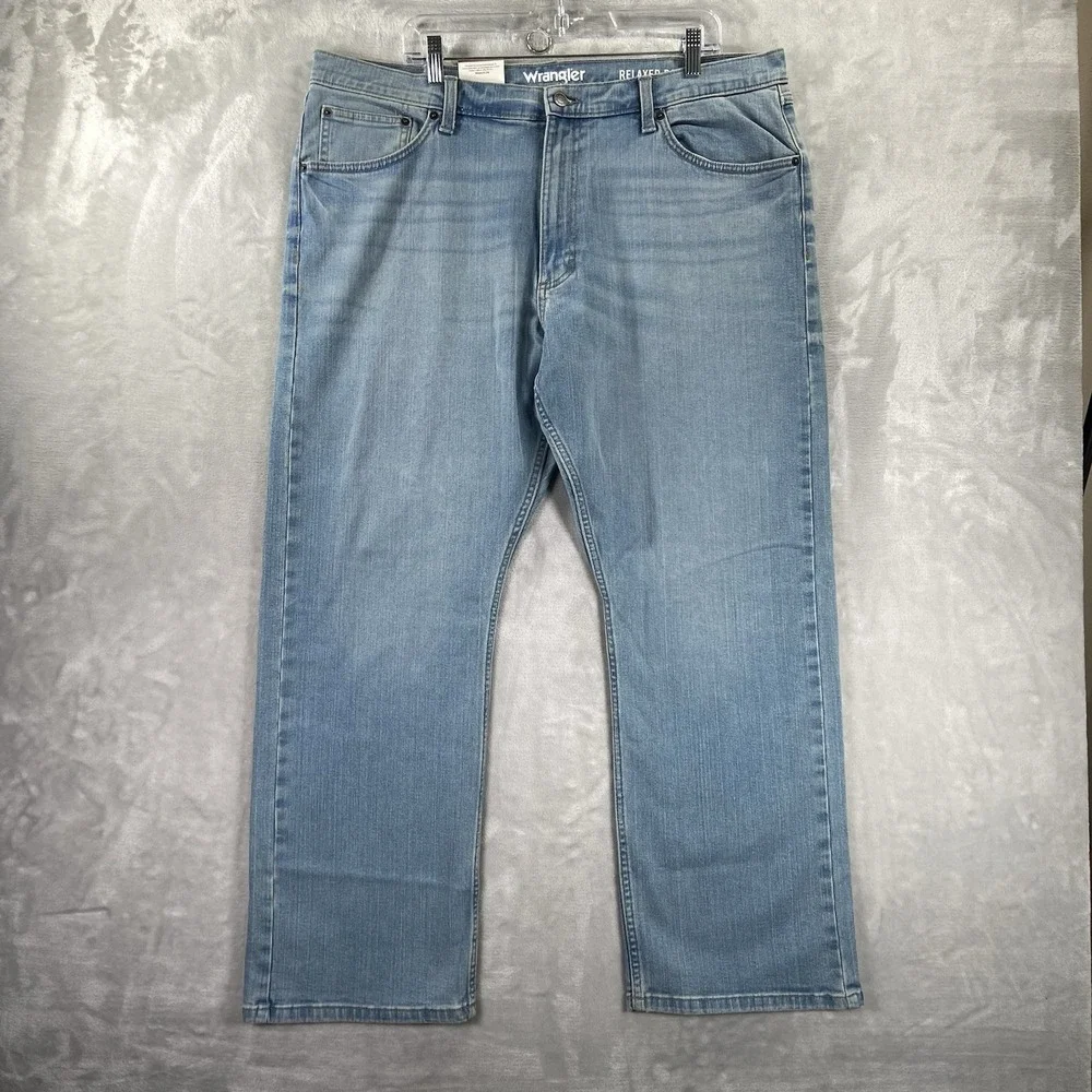 Wrangler Jeans mens 40x29 Relaxed Bootcut Denim Blue Western Bootleg Light Wash